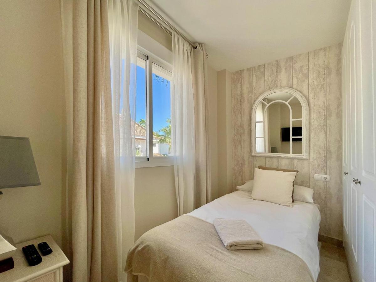 Unique Townhouse In Front Of Puerto Banus Apartment Marbella Exterior foto